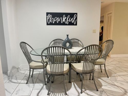 525 Billiar Ave, Fort Pierce FL  34983-8730 exterior