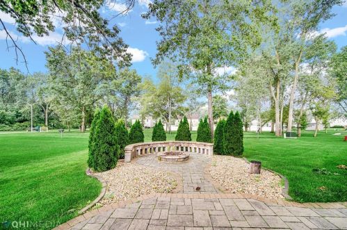 2030 Corinne Dr, Dyer IN  46311-2277 exterior