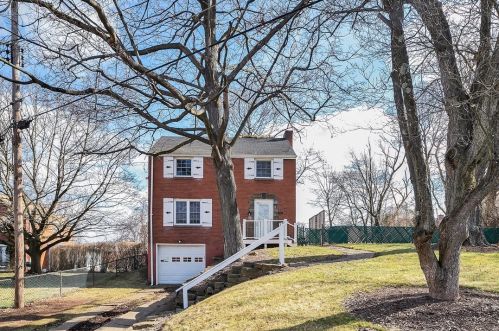 5702 Hilltop Ave, Verona, PA 15147-3232