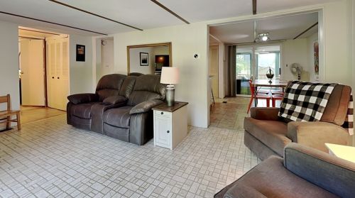 328 Mohican Trl, Mercer PA  16137-9333 exterior