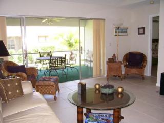 182 Moccasin Trl, Jupiter FL  33458-7696 exterior
