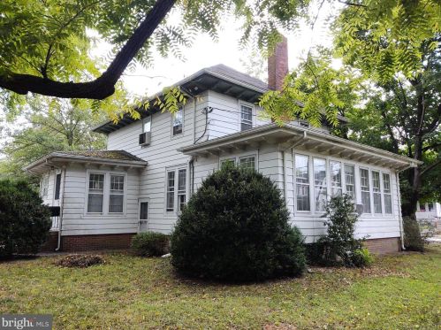 715 West St, Laurel DE  19956-1927 exterior