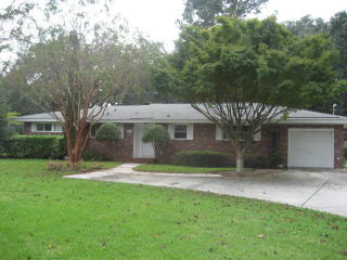 1801 Somerset Cir, Charleston SC  29407-3719 exterior