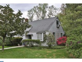 8721 Wissahickon Ave, Philadelphia PA  19128-1124 exterior