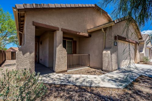 9686 Deimos Dr, Tucson, AZ 85743-7461