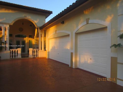 6321 26th St, Hollywood FL  33023-3911 exterior