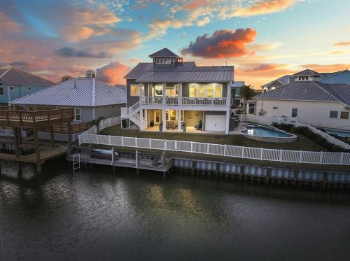 5517 Brigantine Cay Ct, Texas City, TX 77590-1414