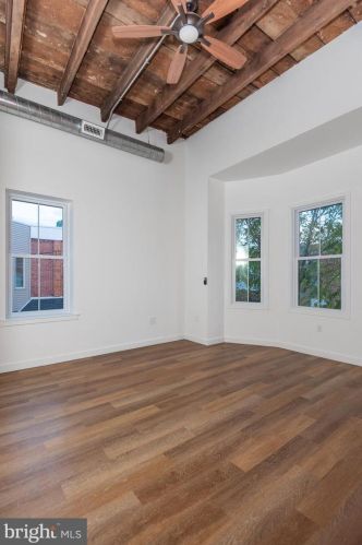 1515 Mckean St, Philadelphia PA  19145-3033 exterior