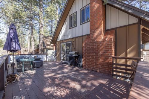919 Mountain Ln, Big Bear City CA  92314 exterior