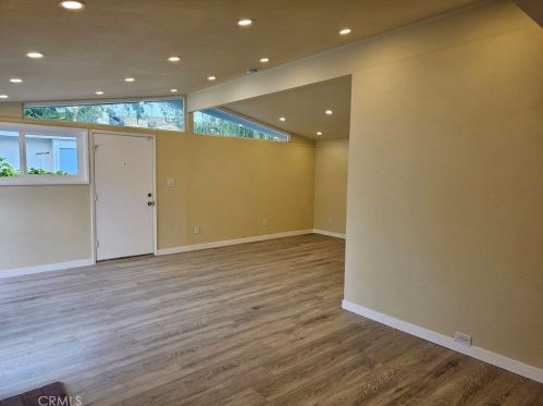 6758 Dwight Way, San Bernardino CA  92404-5536 exterior