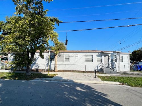 2525 23rd Ave, Hollywood FL  33020-1609 exterior