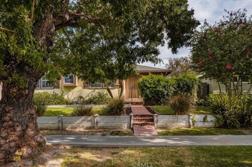 3328 Mcnab Ave, Long Beach, CA 90808-3920