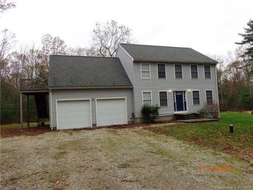 211 Coomer Hill Rd, Killingly, CT 06241-1914