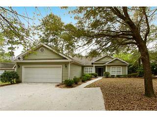 17 Canebrake Dr, Bluffton, SC 29910-5737