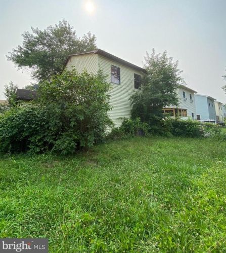 316 Brandon Dr, Bear DE  19701-1266 exterior