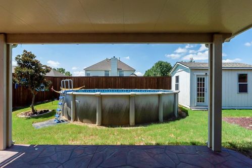 3500 Mustang Dr, Denton TX  76210-0344 exterior