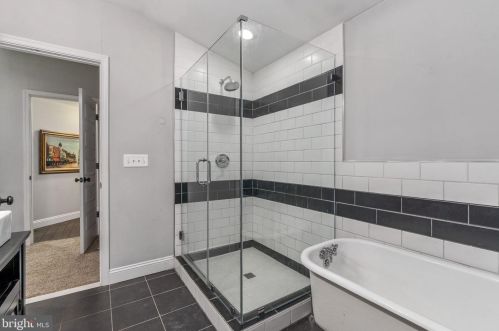 209 Prince Edward St, Fredericksburg VA  22401-6034 exterior