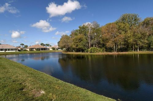 1220 Caloosa Creek Ct, Ruskin, FL 33573-4872