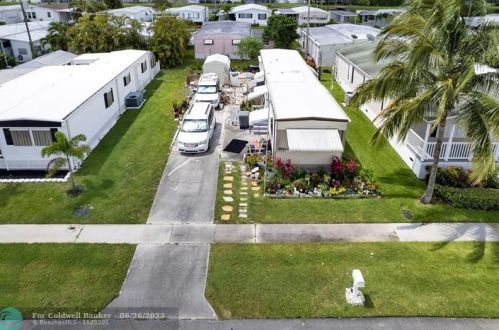 4114 Sandpine Cir, Boynton Beach, FL 33436-2660
