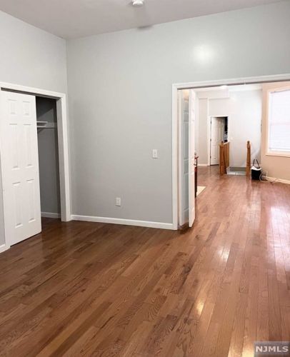1307 51st St, North Bergen NJ  07047-3135 exterior