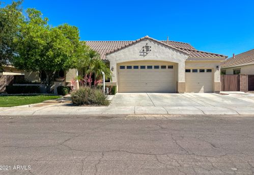 1142 Coconino Dr, Chandler, AZ 85248-9102