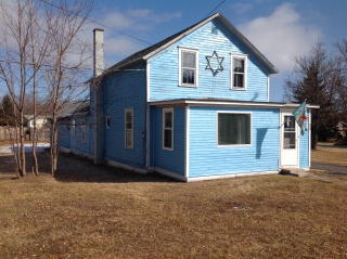 58 Clinton St, Keeseville, NY 12944-1260