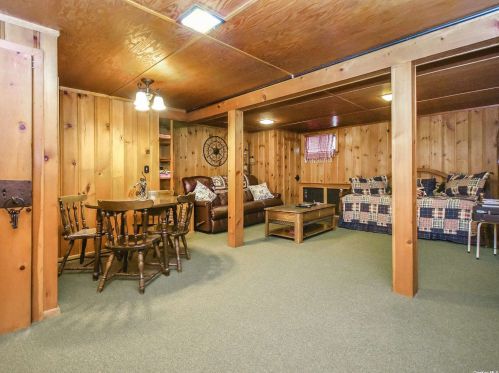 75 Willow St, Floral Park NY  11001-3401 exterior