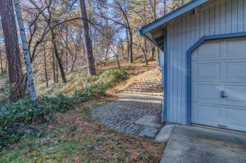 708 Doris Dr, Grass Valley CA  95945-5524 exterior