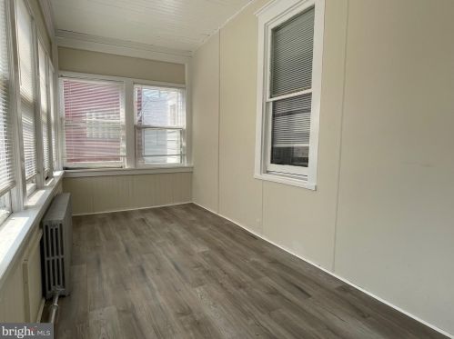 239 Broadway, Gloucester NJ  08030-1153 exterior