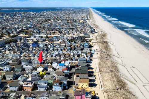 14 Bay Way, Lavallette NJ  08735-1905 exterior