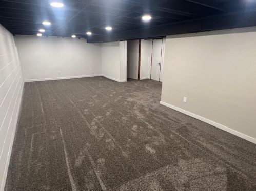 1215 American Ave, Waukesha WI  53188-4930 exterior