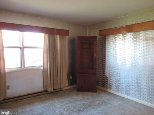 1819 Spg Rd, Carlisle PA 17013-1151 exterior