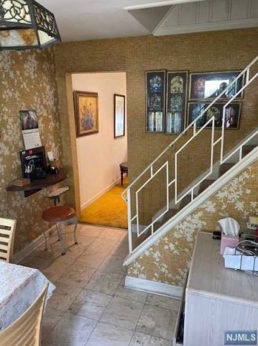 281 Lindbergh Blvd, Teaneck NJ  07666-6542 exterior