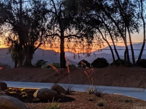 1707 Panettah Dr, Alpine CA  91901-2934 exterior