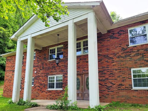 11174 Big Bone Church Rd, Hamilton, KY 41091-9740