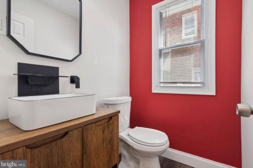 1205 Durham St, Philadelphia PA  19150-2800 exterior