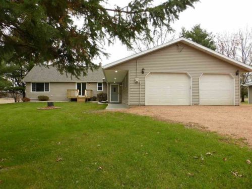 10863 North Rd, Auburndale, WI 54412-9613
