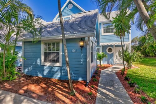 121 Ocean Dunes Cir, Jupiter FL  33477-9140 exterior