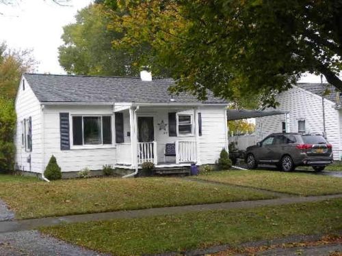 208 Kingsbury Ave, Elmira, NY 14901-1121