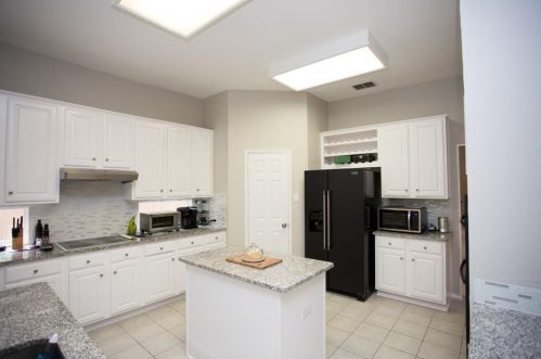 1408 San Jacinto Dr, Lewisville TX  75028-8291 exterior