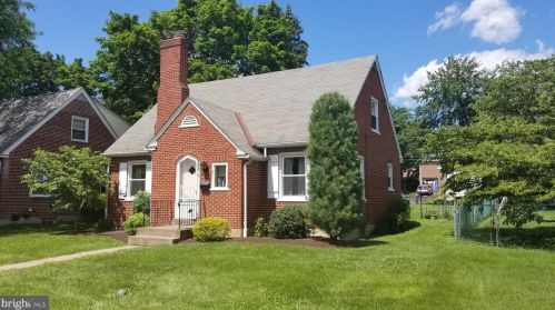 511 Perkiomen Ave, Lansdale, PA 19446-3430
