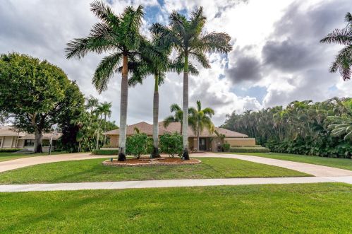 1400 Wood Row Way, West Palm Beach, FL 33414-9084