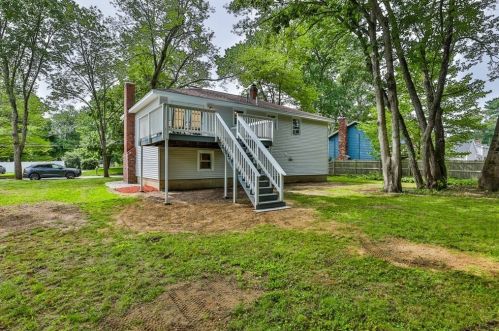 8 Justin Ave, Salem NH  03079-2319 exterior