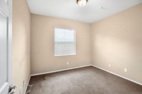 2728 Piantino Cir, San Diego CA 92108-4736 exterior