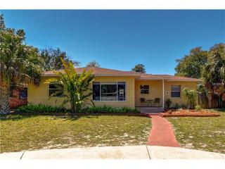 6226 8th Ave, Saint Petersburg, FL 33707-3139