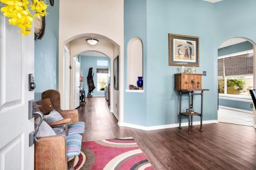 2305 Oakleaf Hills Cir, Conroe, TX 77304-6809