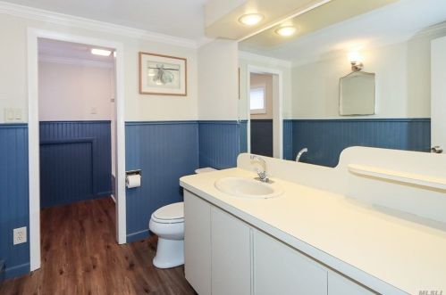 316 Herbert Pl, Bethpage NY  11714-4714 exterior