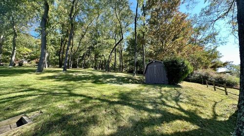 493 Birch Way, New Kensington PA  15068-5037 exterior