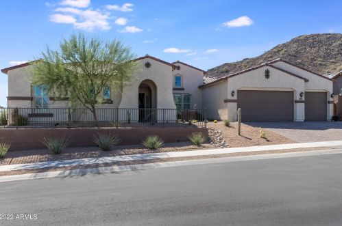 24896 88th Ave, Peoria, AZ 85383-1866