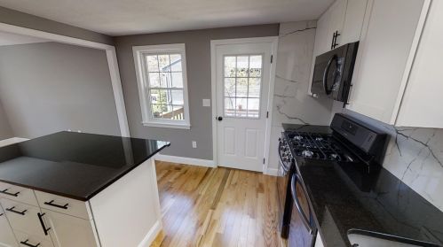 36 Shingle Mill Dr, Nashua NH  03062-2139 exterior